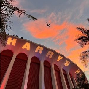 Meet your Posher, Elin